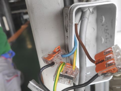 kiadagoló konvejor energialánccsere előtte (2)